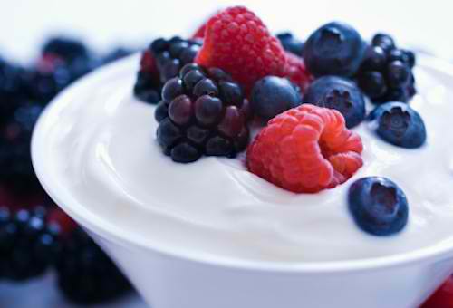 yogurt-with-berries